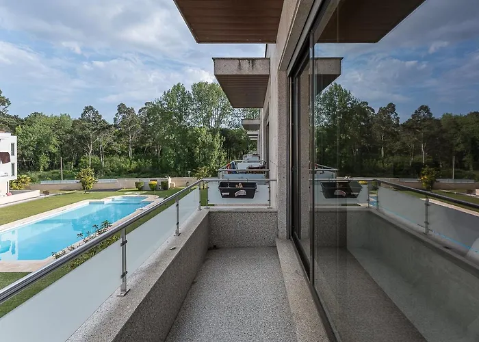 Guestready - The Aquatic Life Of * Fão